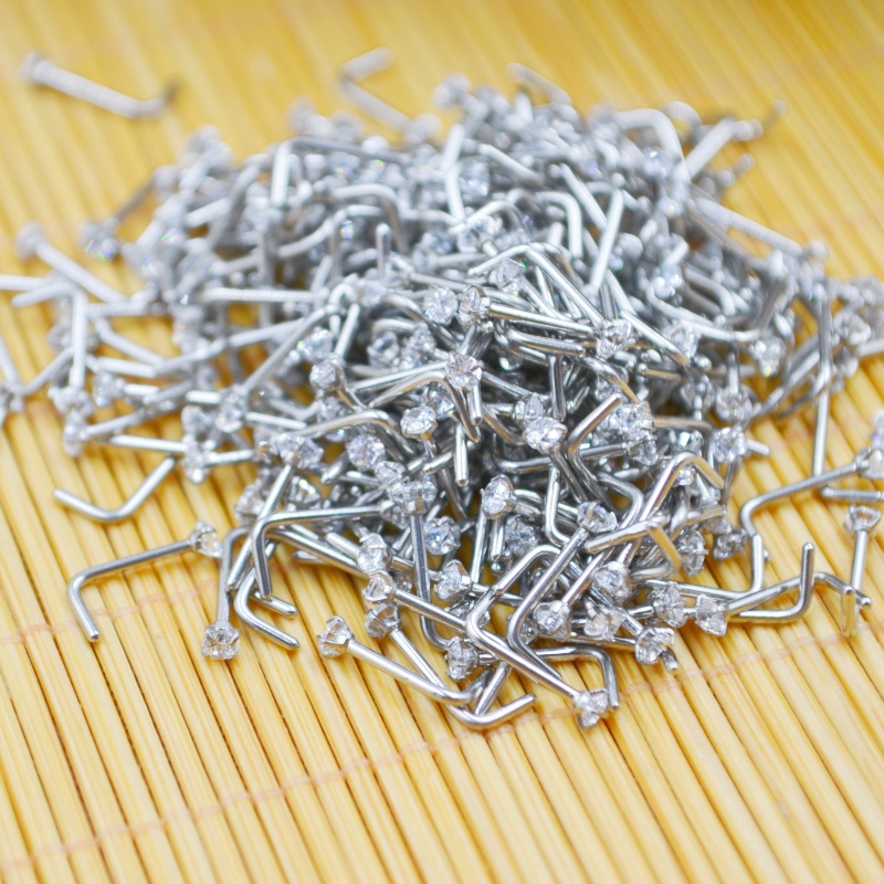 Nostril Screw Pin - Hurtownie 50 sztuk / partia 20G