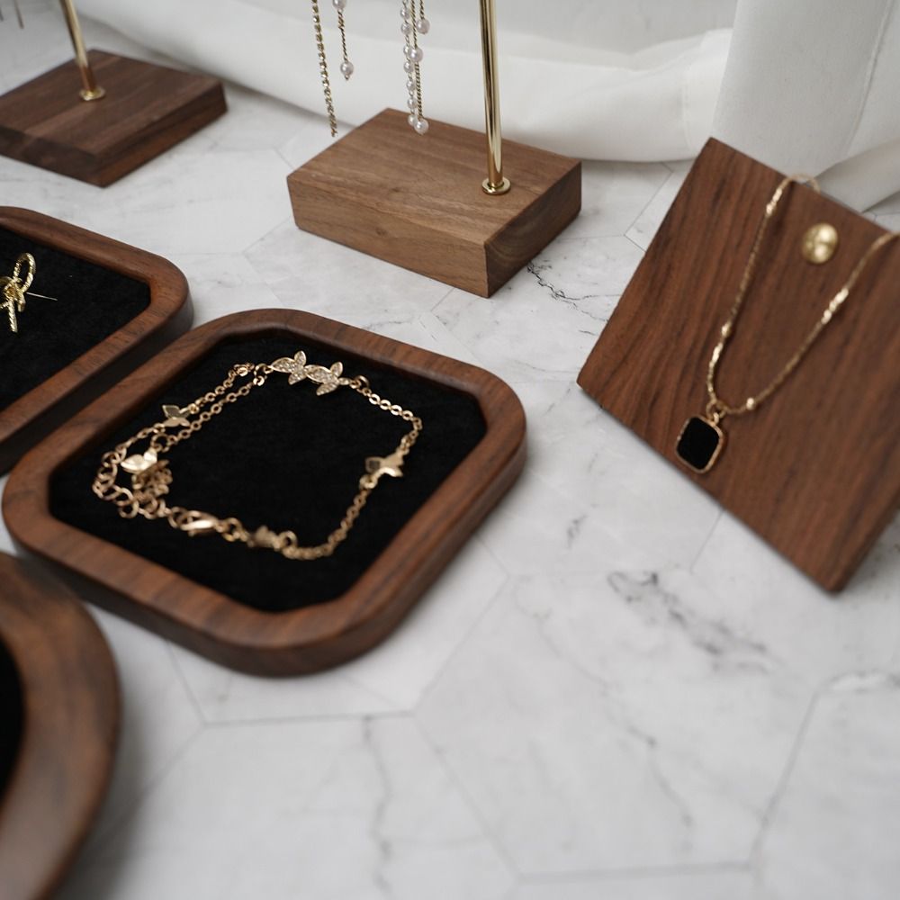 Prosta geometria drewniane pie – Body Jewelry Display recenzja i cena