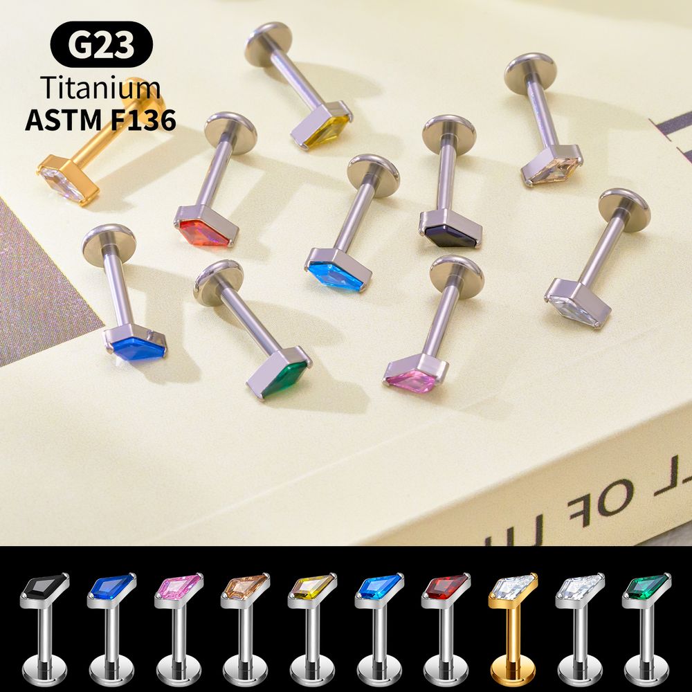 Zestaw kolczyków labret z tyta – Body Jewelry Vertical Labret recenzja i cena