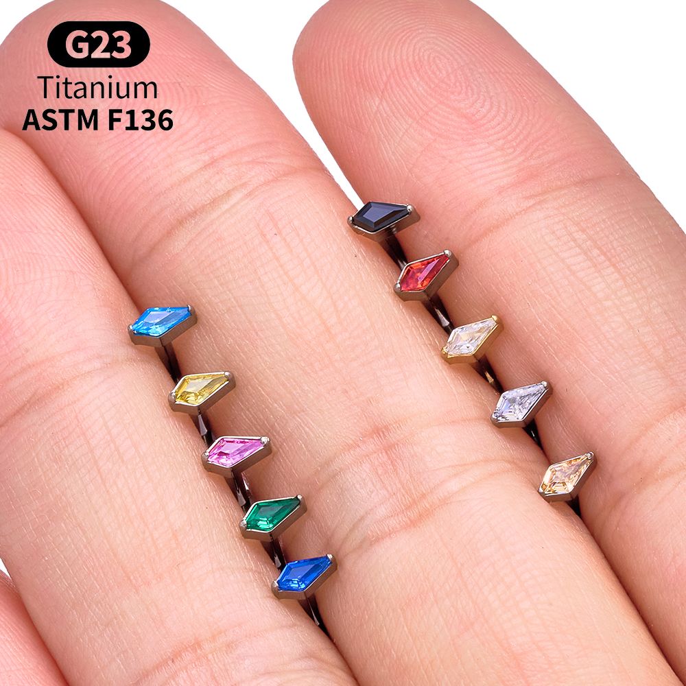 Zestaw kolczyków labret z tyta – Body Jewelry Vertical Labret recenzja i cena