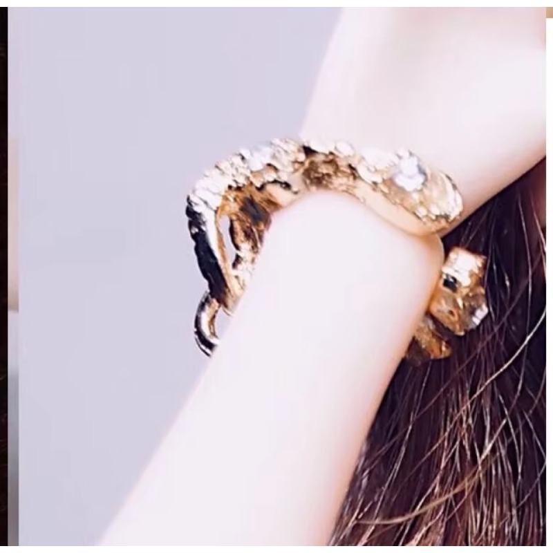 Bransoletka metalowa w skali 1 – Body Jewelry Real Gold recenzja i cena