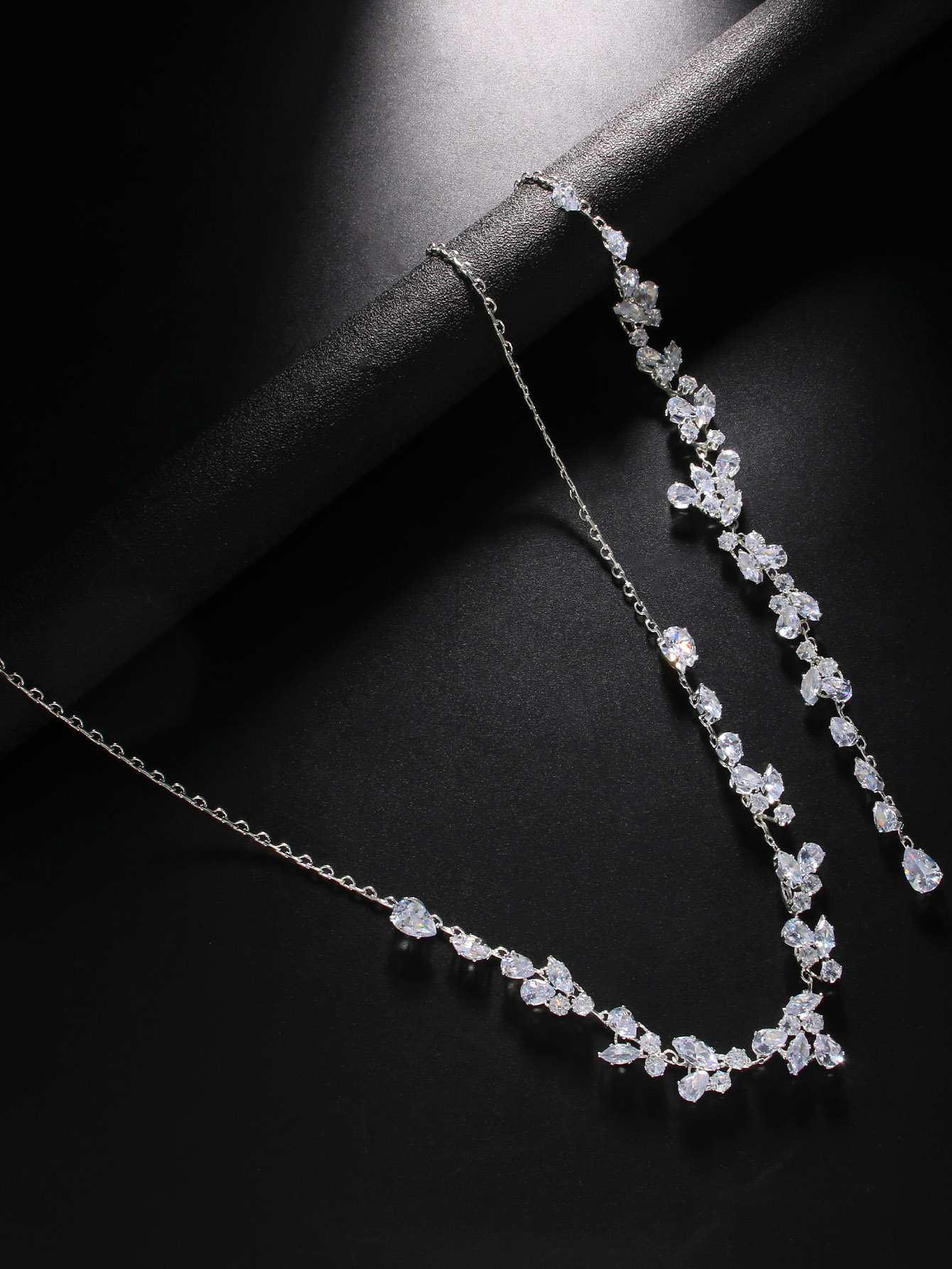 Kryształowy naszyjnik na plecy – Body Jewelry Back recenzja i cena