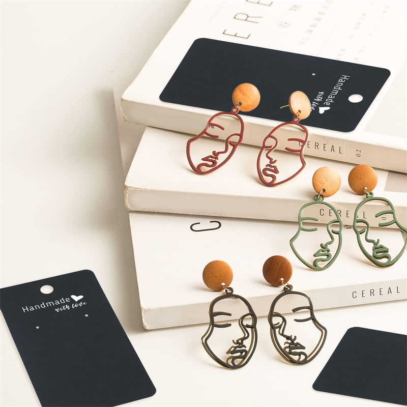 50 szt. kartek ekspozycyjnych  – Body Jewelry Display recenzja i cena
