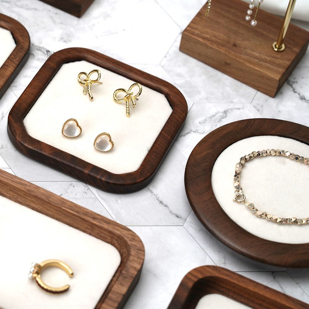 Prosta Geometryczna Drewniana  – Body Jewelry Display recenzja i cena