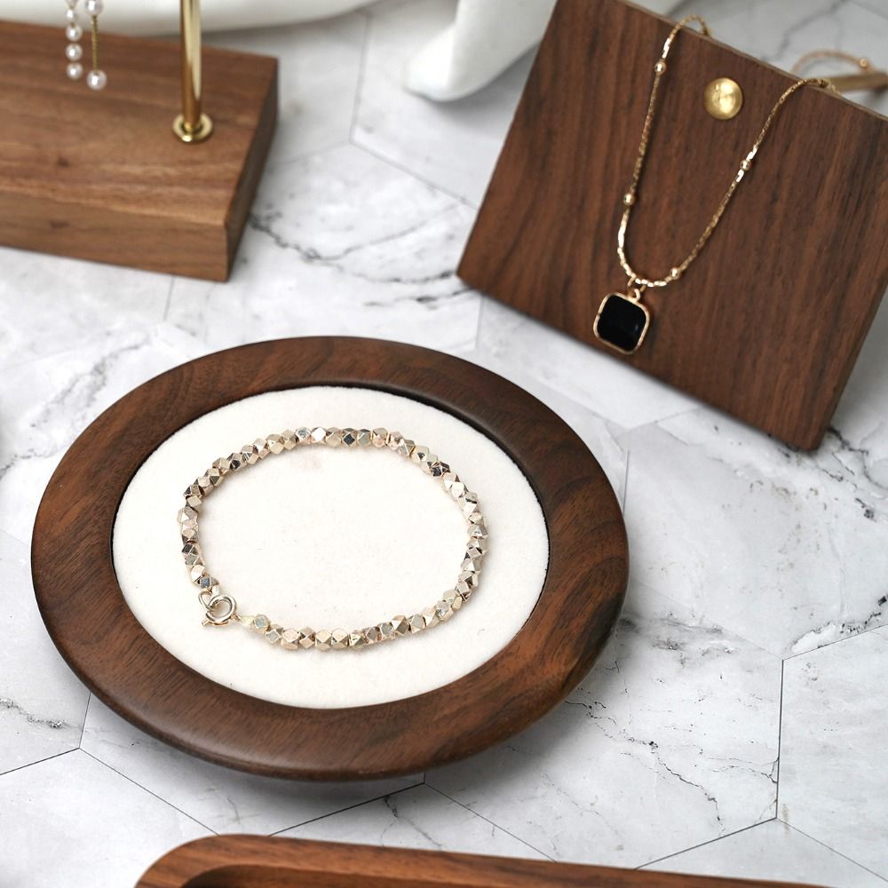 Prosta Geometryczna Drewniana  – Body Jewelry Display recenzja i cena